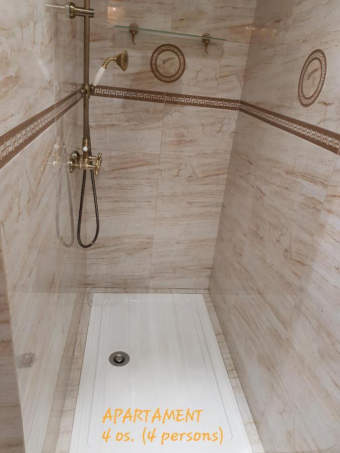 Amazing Deco Center Walbrzych Apartment ภายนอก รูปภาพ